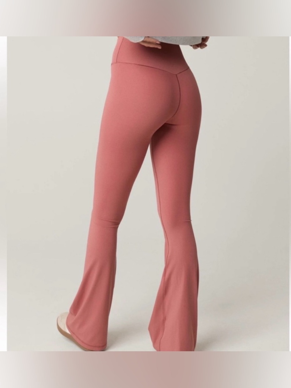 Aerie OFFLINE Real Me Cross Over High-Waisted Flare Leggings Pink | Size M - Picture 2 of 7